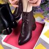 Модные короткие женские ботинки из натуральной мягкой кожи на среднем толстом каблуке с тиснением, заостренные ботинки, детская хлопковая обувь, женская зимняя бархатная мягкая подошва