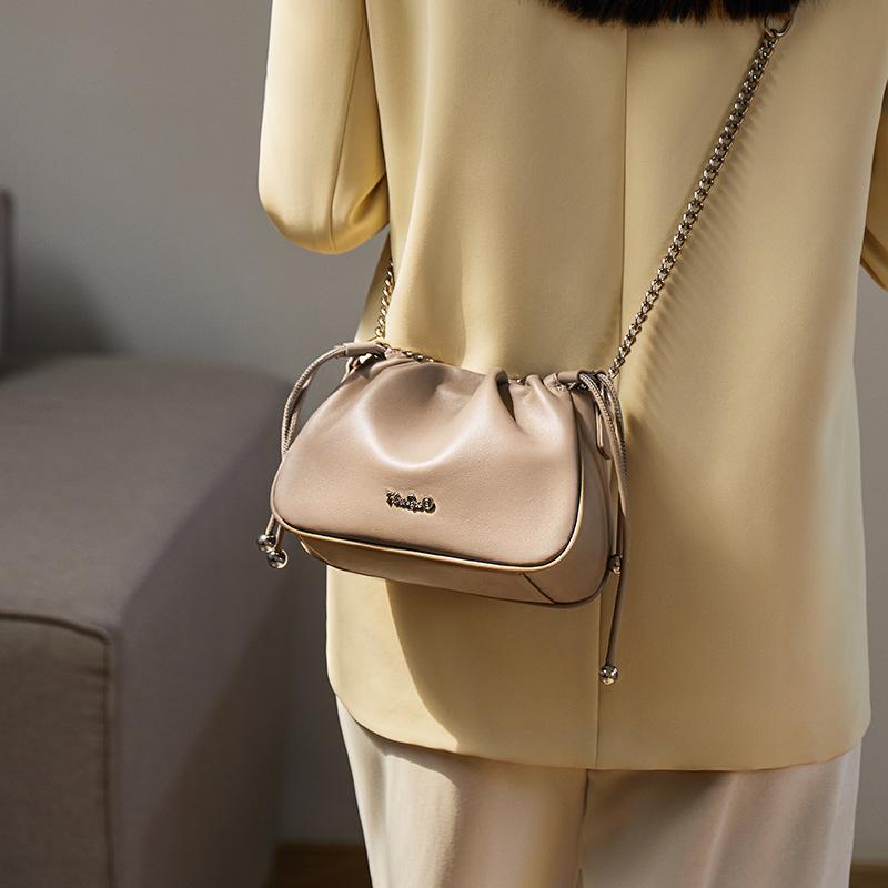 Qiao Lady Bag Women 2025 New Autumn Winter Crossbody Bag Women White Cloud Bag Chain Bag Underarm Genuine Leather Women Bag