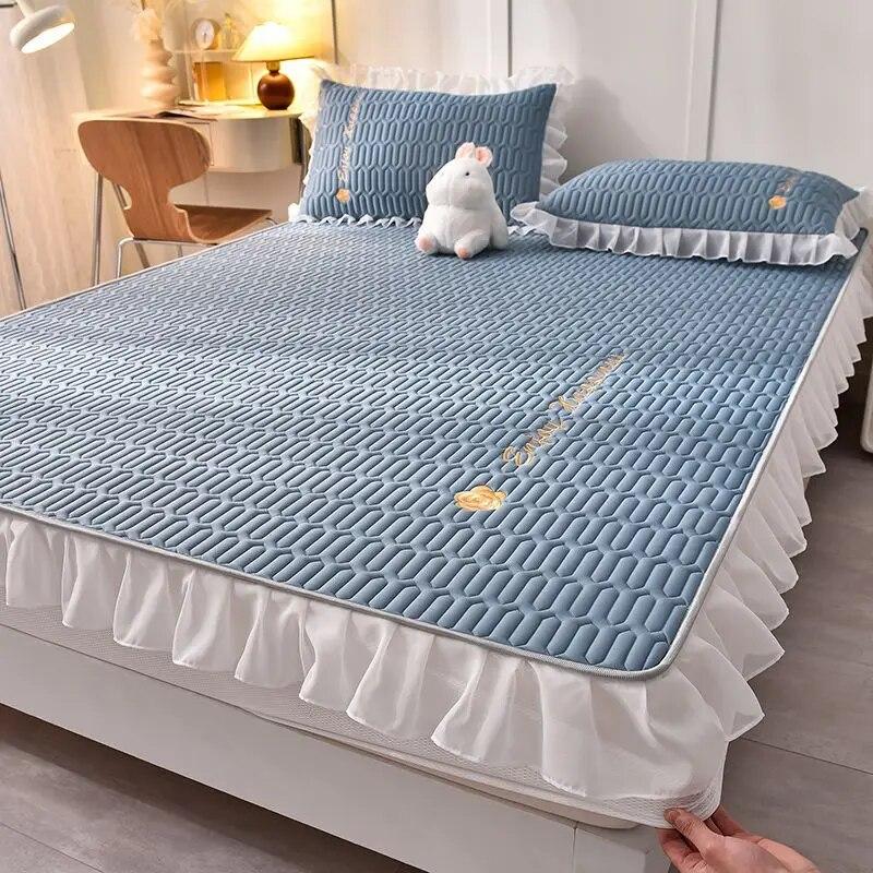 Летняя латексная крутая простыня, наволочка, комплект из 3 предметов, домашний текстиль, нескользящий чехол на кровать с кружевным двуспальным покрывалом, наматрасник