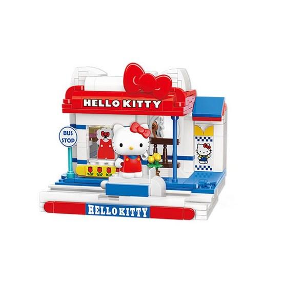 Aurora World Lovely Fashion Shop Made with Sanrio Characters Blocks, a Popular Character In Korea