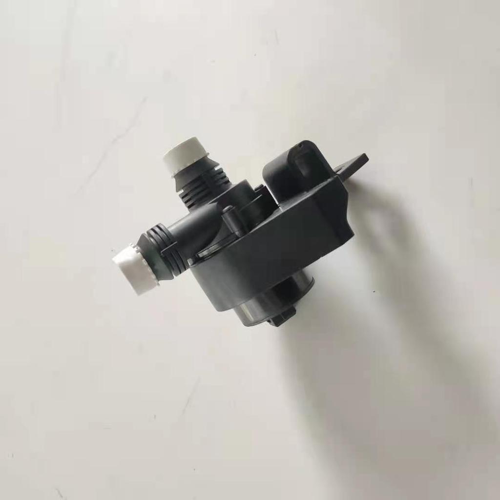 BMW 5 серии E60/E61 Вспомогательный водяной насос системы охлаждения 64116988960