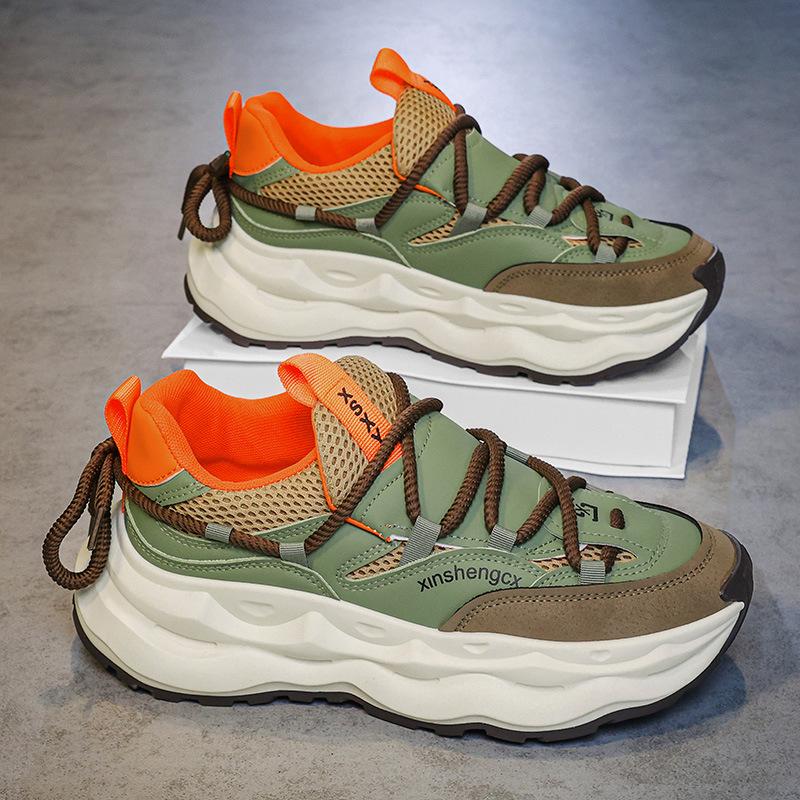 Мужская обувь лето 2025 новая дышащая спортивная повседневная сетчатая обувь мужская модная на толстой подошве увеличивающая рост кроссовки для бега обувь для папы