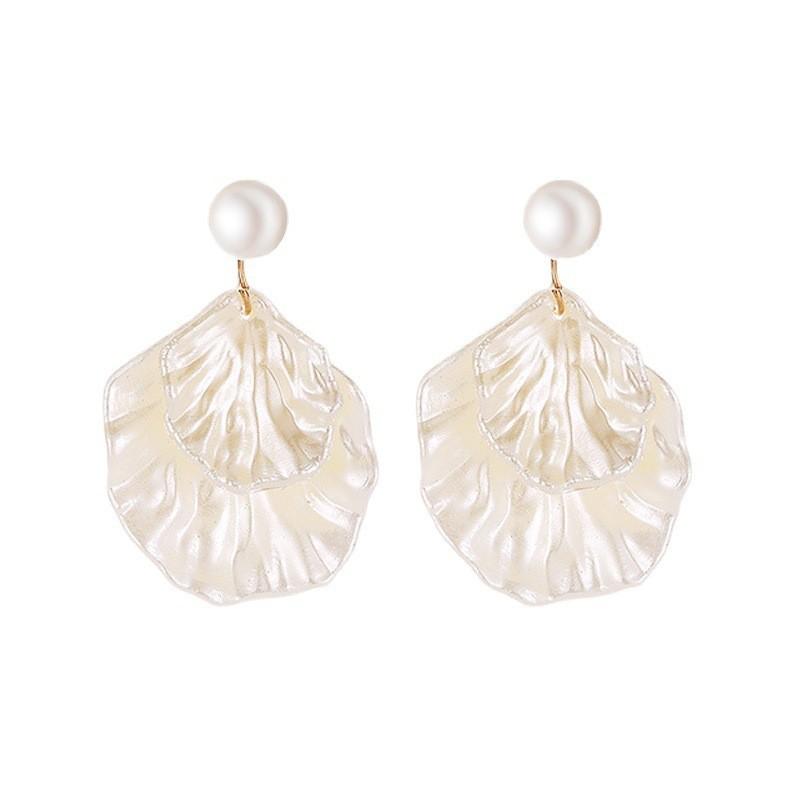 New Shell Style Women Earrings Simple Versatile Earrings Sweet Fan Shell Earrings