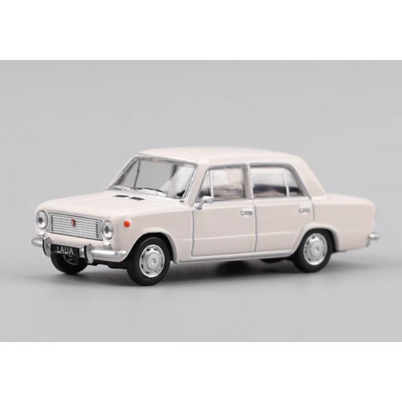Литой под давлением масштаб 1/64 Perka LADA 1970 Винтажный классический седан 2101 2105 FSO Polonez Модель автомобиля из сплава Коллекция Украшение