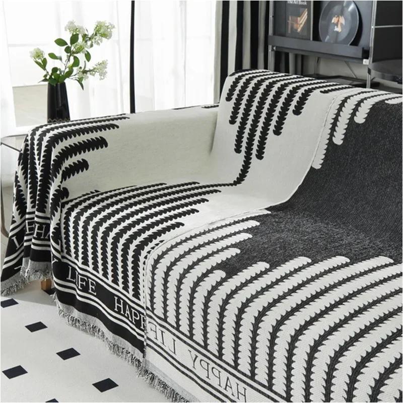 Four Seasons Thicken Chenille Sofa Throw Blanket Outdoor Camping Picnic Large Blanket Vacation Beach Towel Travel Rug Tassels
