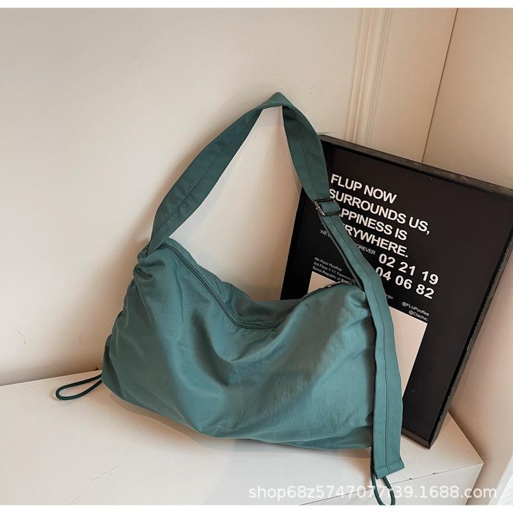 Japanese Waterproof Nylon Tote Bag Sports Messenger Bag Men's and Women's Large-capacity Canvas Bag Cycling Relaxation Shoulder Bag