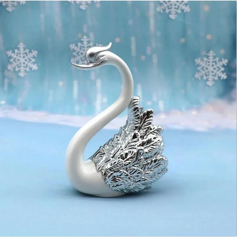 2 шт. Мини-фигурка в виде пары лебедей, коллекционная модель, украшение для салона автомобиля, свадебный торт, свадебный подарок для гостей, аксессуары для дома