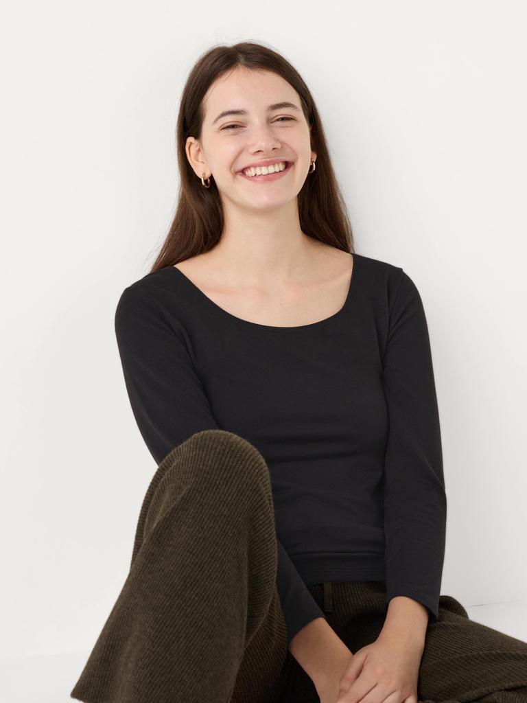 Uniqlo Футболка с U-образным вырезом и рукавом 8 минут из хлопка, Япония