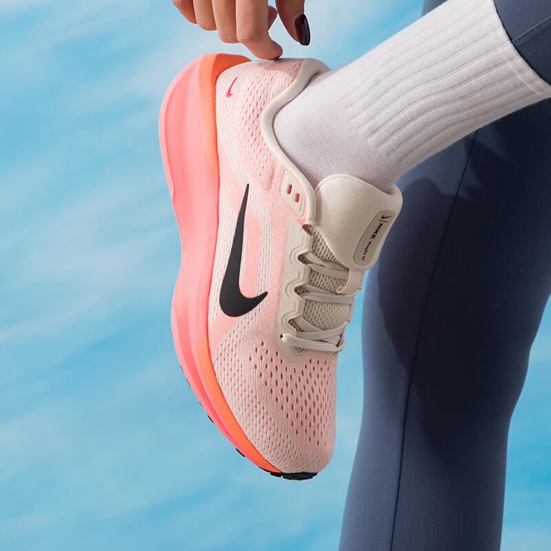 Nike Нейтральные женские кроссовки для бега FJ9510-114