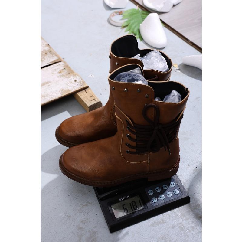 Women's Autumn British Style Vintage Distressed Studded Short Boots - Plus-Size, Lace-Up, Retro