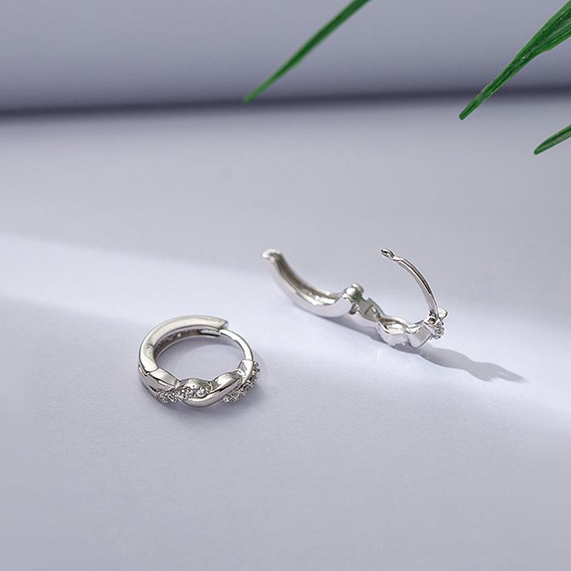 Серьги-каффы в корейском стиле с бриллиантом Мёбиуса для женщин - Простой модный тренд, Лаконичные серьги-кольца, Подчеркивающие темперамент