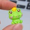 Мини-скульптура Лягушка-принц Креативные украшения для центральной консоли автомобиля, дома, сада, рабочего стола, поделки из мультяшных кукол своими руками, орнамент