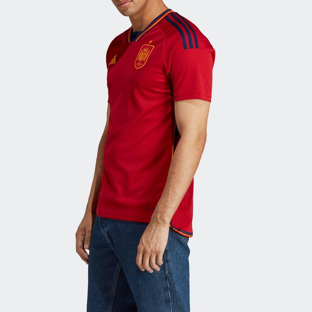 Adidas Чемпионат мира по футболу Катара 2022 года с принтом эмблемы футбольного Джерси Испании Home Edition Мужские топы красные HL1970