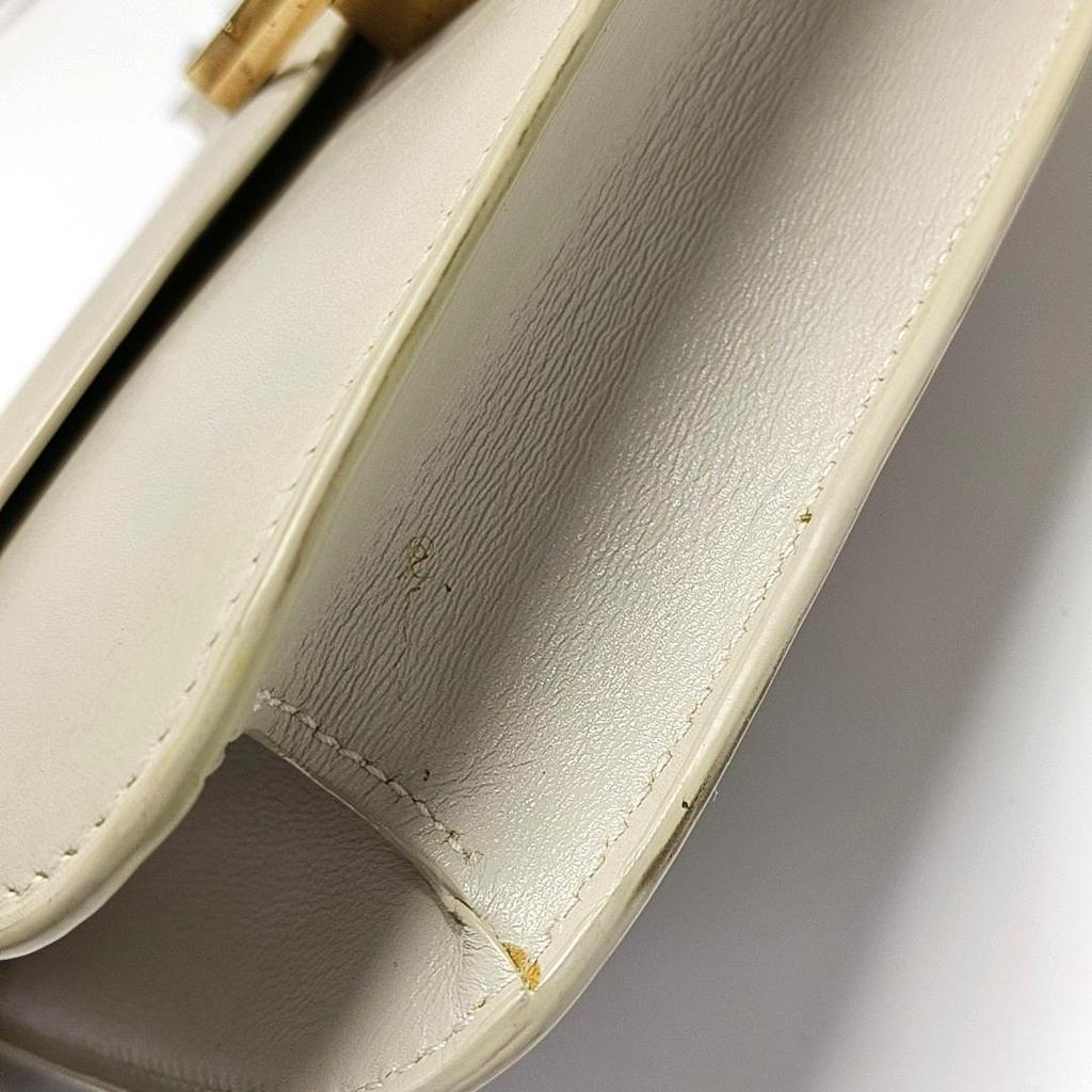 [Pre-Owned] Gray Leather Shoulder Bag - Very Good #1UM6BTZ