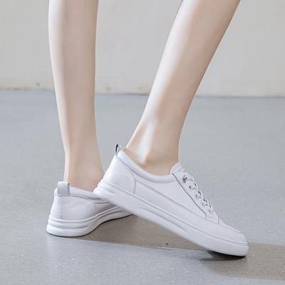 Женские спортивные кеды на мягкой подошве, Пара плоских и универсальных повседневных туфель