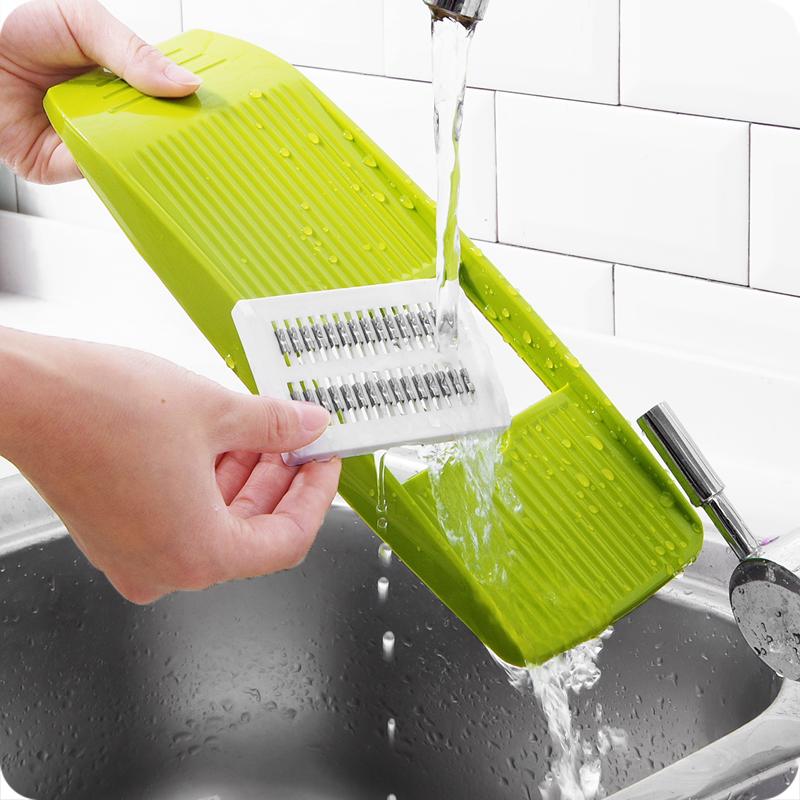 LMETJMA Mandoline Slicer Stainless Steel Vegetable Slicer with 3 Blades Julienne Slicer Cutter for Potato Carrot KC0083 4