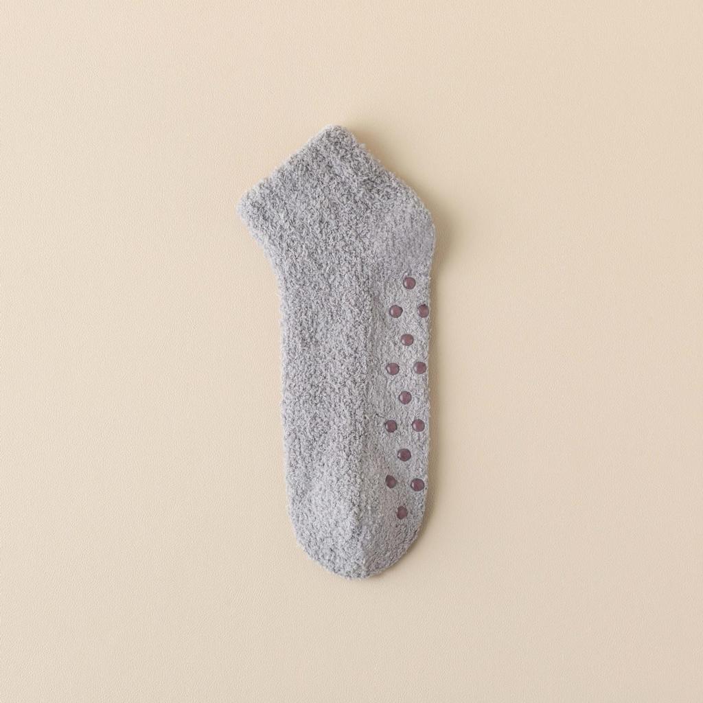 Женские зимние толстые теплые нескользящие носки средней длины из кораллового флиса