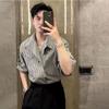 Мужская одежда Рубашка с коротким рукавом из ледяного шелка в полоску Легкая дышащая летняя повседневная удобная модная одежда Трендовая уличная одежда