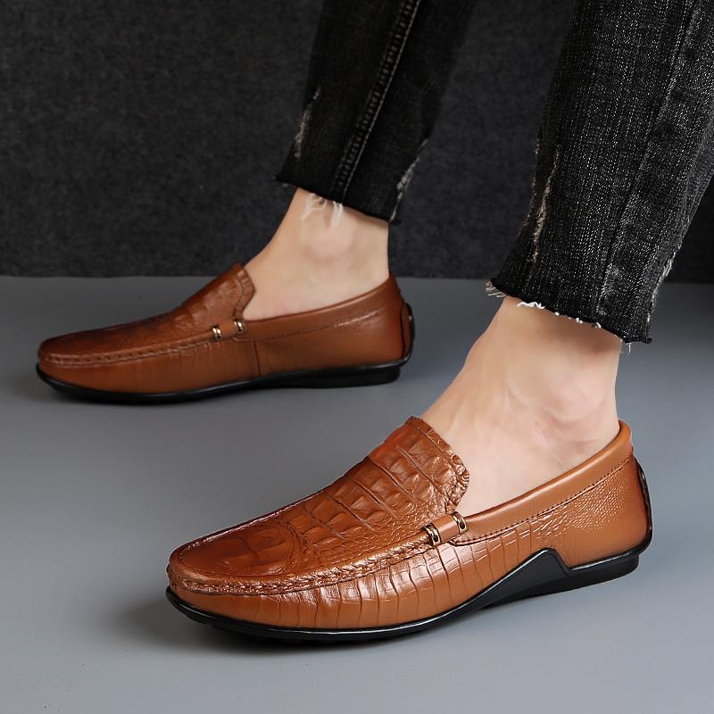 Fashion Luxury Men Outdoor Shoes Fashion Mens Slip On Shoe Genuine Leather Busines All-match Male Flats High Quality Men's Retro Loafers