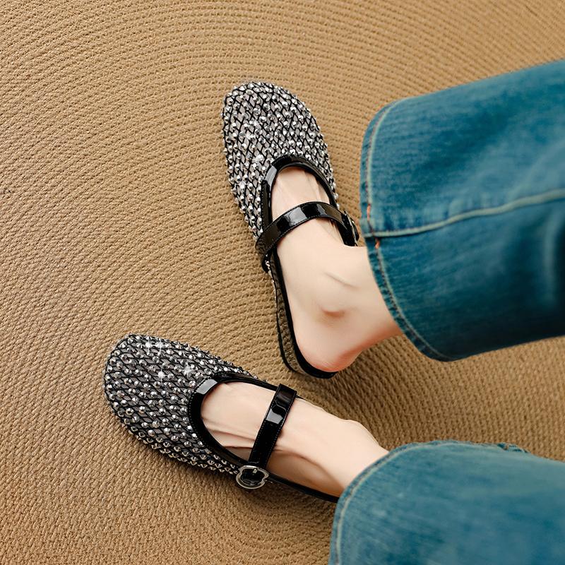 Fashion 2025 New Summer Slippers Sheepskin Shoes for Women Fashion Hollow Out Mules Round Toe Med Heels Cover Toe Slippers Sandals