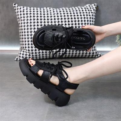 Кожаные сандалии женские летние модели 2025 новая мода платформа-маффин каблук носить с юбкой интернет-знаменитость римские сандалии