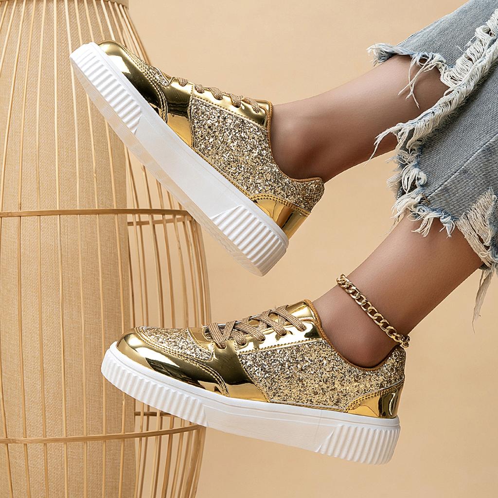 Women's Casual Board Shoes Fashionable Breathable Mesh Flat Sports Shoes Lightweight and Shiny Silver Women's Shoes New Style