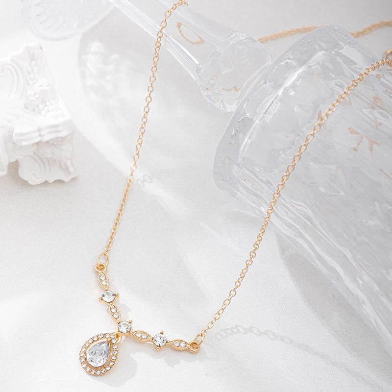 Аксессуары: Личность, кулон в виде О-цепочки с бриллиантами, нишевая универсальность, ожерелье в виде капли воды для женщин