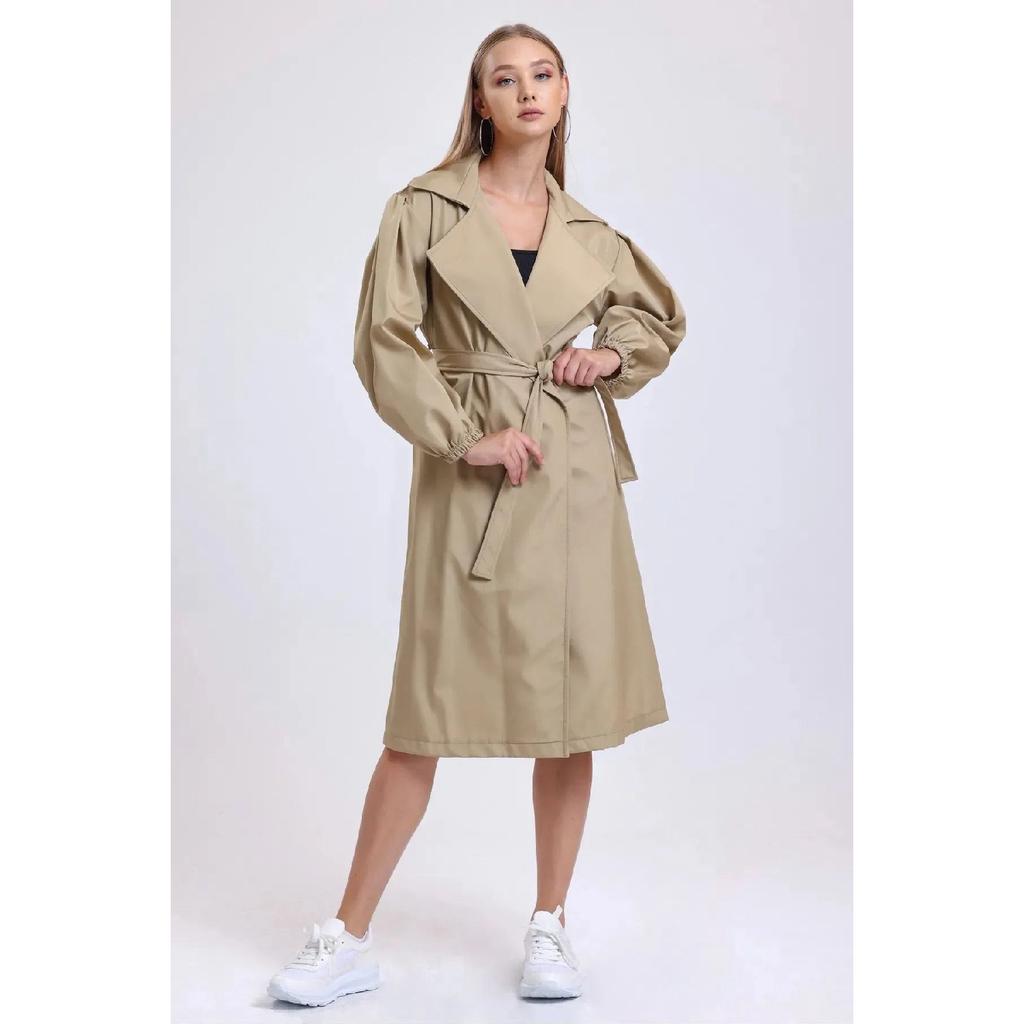 Тренч с объемными рукавами и завязкой на талии