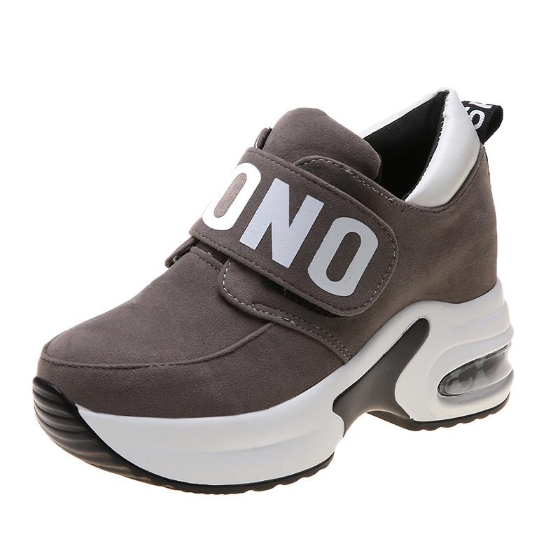New thick-soled muffin shoes, student casual shoes, autumn single shoes, Velcro inner height increase