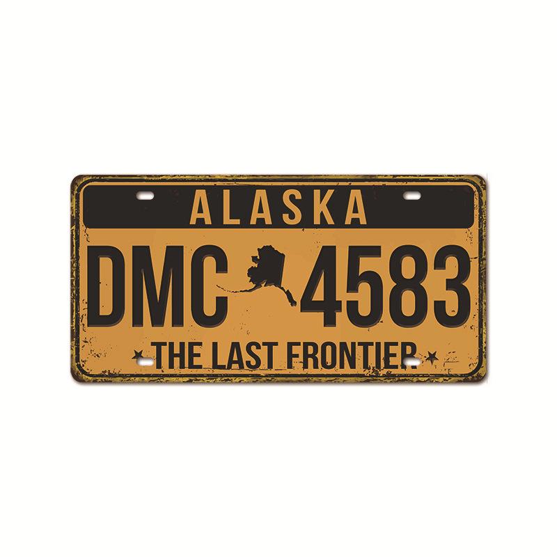 Vintage Tin Art with 1530 License Plate Design: Ideal for American - Style Background Wall Decor