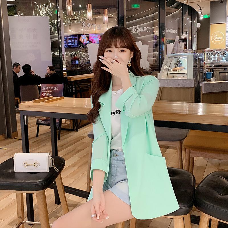 Маленький пиджак женский тонкий дизайн sense ниша 2024 лето новый интернет знаменитость маленький повседневный шифоновый костюм