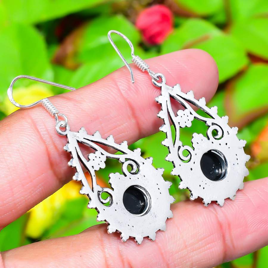 Серьги ручной работы из стерлингового серебра 925 пробы с натуральным черным ониксом 2,05 дюйма Y4e81