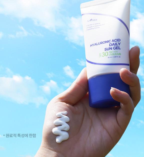 ISNTREE Hyaluronic Acid Daily Sun Gel 50ml | Lightweight Moisturizing Sunscreen SPF50+