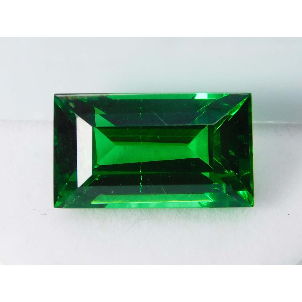 Natural Green Tourmaline Loose Gemstone Baguette Shape 10 ct Certifeid October Birthday Birthstone