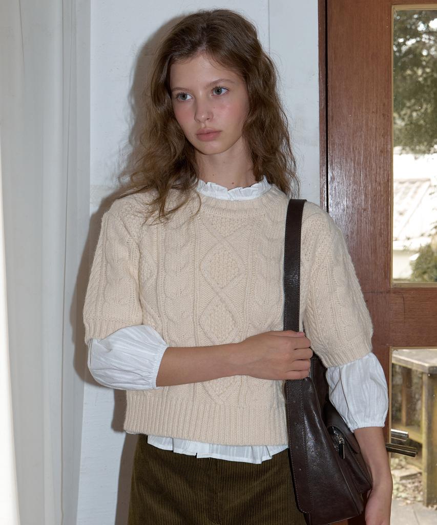 AMONG A Half Sleeve Cable Knit_Ivory