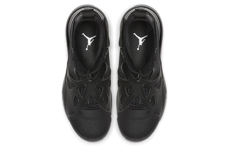 Jordan Air Latitude 720 Triple Black Women's AV5187-001
