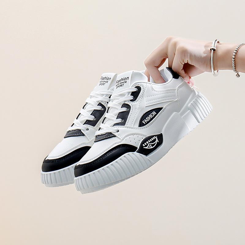 Autumn Easy Wear Shoes New Ins Female Student Raise the Bottom Sports Board Shoes Casual Shoes Fashion