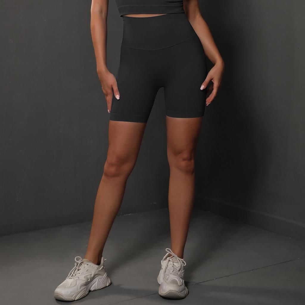 Летние шорты для йоги, стройнящие фигуру: Подтягивающие бедра, эластичные и идеально подходящие для бега