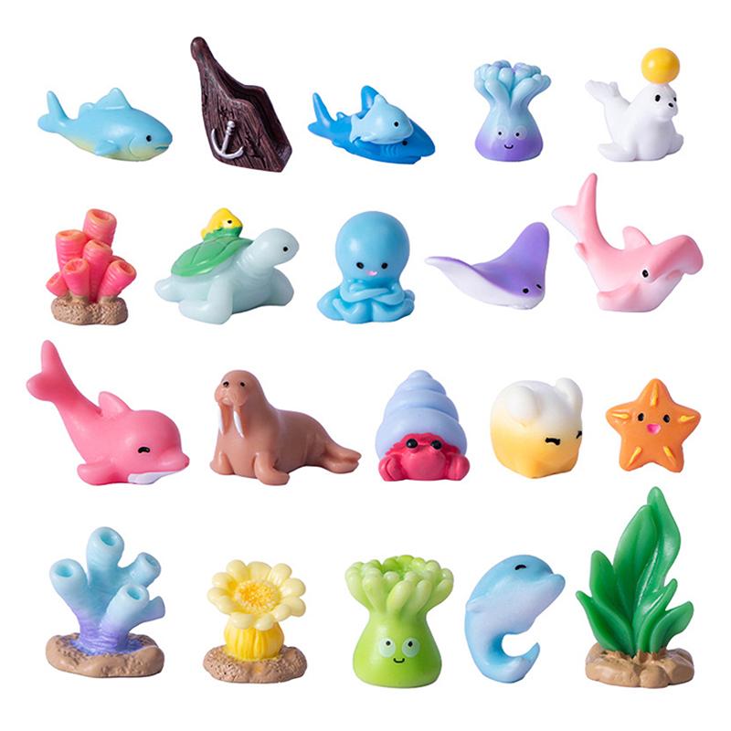 Mini Ocean Figurine Resin Ornaments Cute Marine Life Sea Animals Tiny Statue Aquarium Home Desktop Micro Landscape Decor