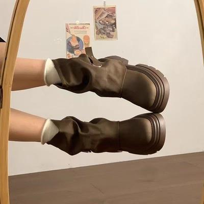 Британский стиль короткие ботинки 2025 осень и зима новые ретро увеличивающие рост ботинки Мартин женские модные круглые ботинки