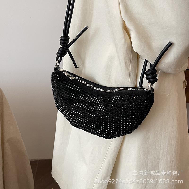 Texture popular underarm bag Korean version of the new trendy bright diamond fashion niche full diamond one-shoulder crossbody bag dumpling bag