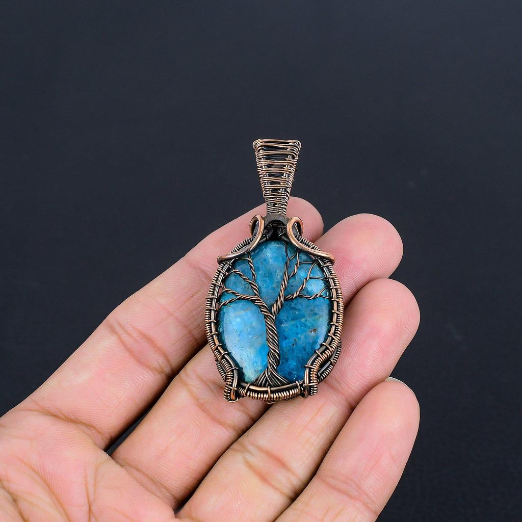 Подвеска с драгоценным камнем апатит неоново-синего цвета, ювелирное изделие, обернутое медной проволокой 999 пробы, винтажная подвеска ручной работы, подарок для матери