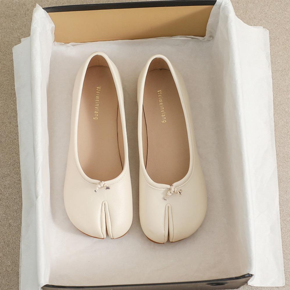 Women Flat Shoes Loafers Women's Flats 2024 New Split Toe Flat Sole Single Shoes Soft Sole Shallow Mouth Large Women's Shoes