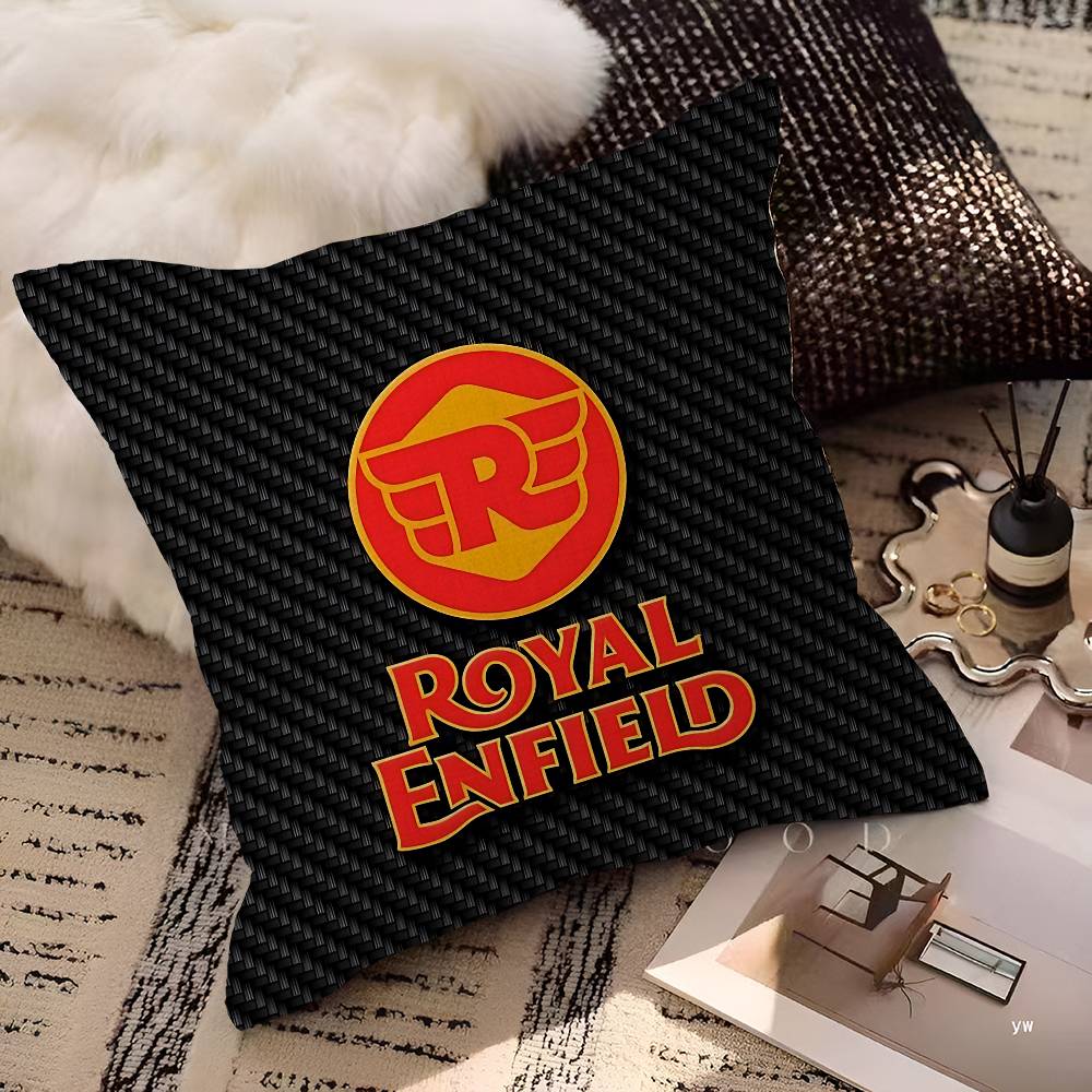 R-Royals E-Enfields Logo Personalized Picture Text Home Decorative Pillows Household Gifts 45X45Cm