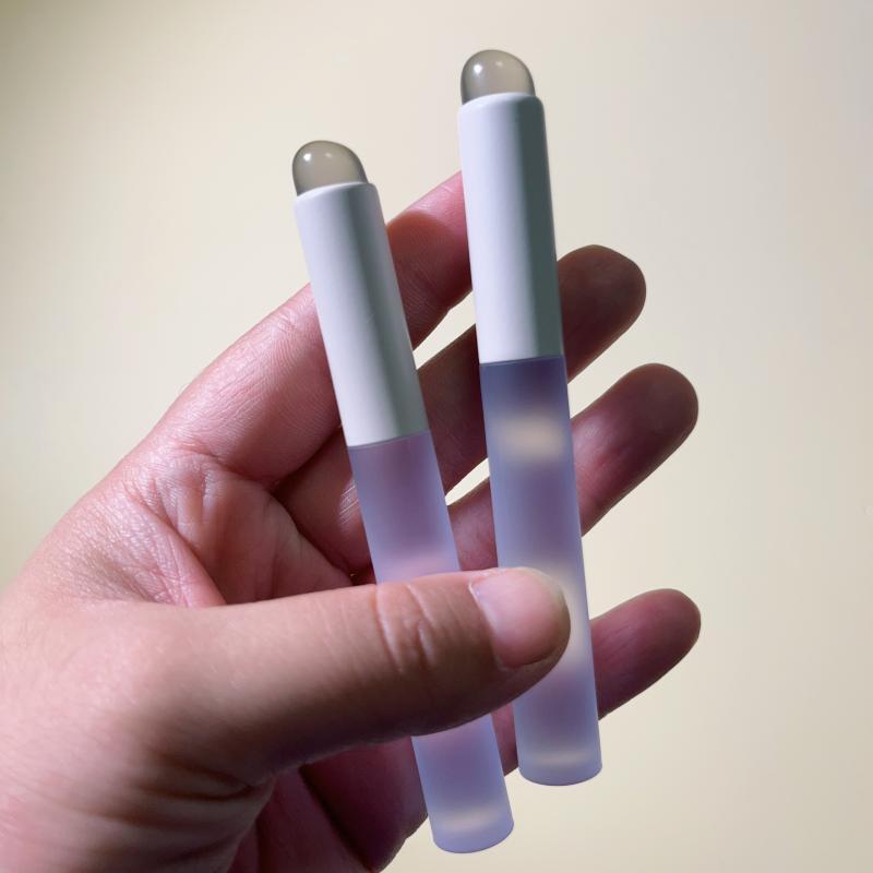 1PCS Manicure Lip Brush Silicone Round Head Silicone Lip Brush Portable Silicone Lip Brush Finger Jelly Transparent Silicone Lip Brush