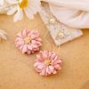 Преувеличенные розовые серьги-подвески с жемчугом в виде цветка - Модный отпускной стиль