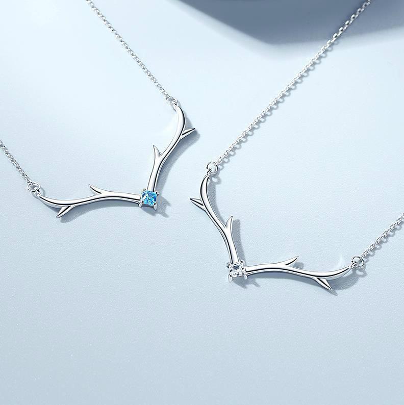 Маленькая красная книга Yilu You ожерелье Женский маленький олень кулон ожерелье ключицы цепи