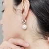 ENOUGHLIP One Touch Big Pearl Earring