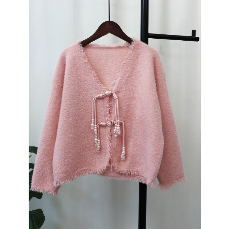 Осень-зима 2025 новый кардиган из вязаного имитационного норкового бархата с китайской жемчужной застежкой-пуговицей, маленькая ароматная куртка-свитер с бахромой, тренд