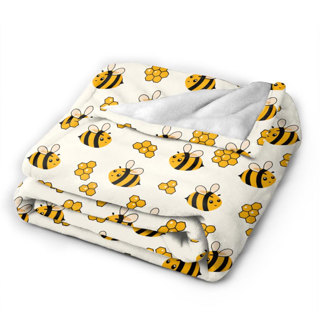 Bee in honeycomb and flowers Super Warm Blanket Travel Plush Throw Blanket Pattern Outdoor Flannel Bedspread Sofa Bed Cover